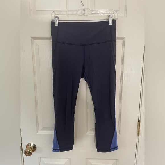Lululemon Mix & Mesh Crop 21" Navy Blue High Rise Leggings Size 8 - Picture 2 of 5